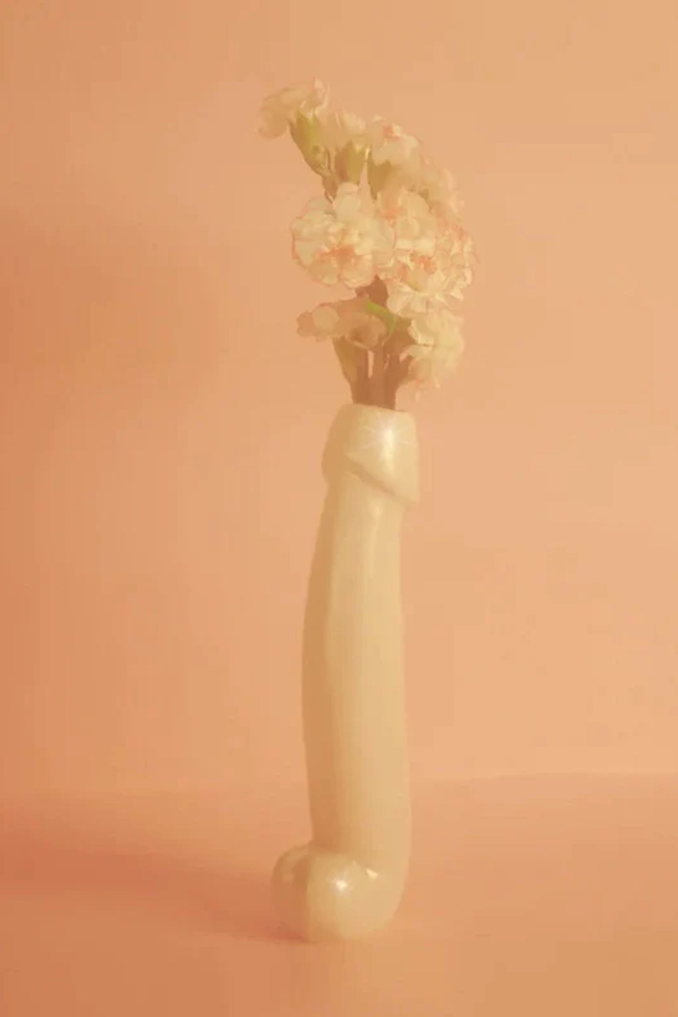 Nine Inch Vase - Mother of Pearl