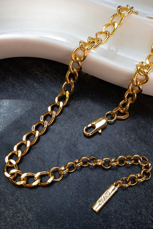 The Classique Curb Chain (8mm)- Gold