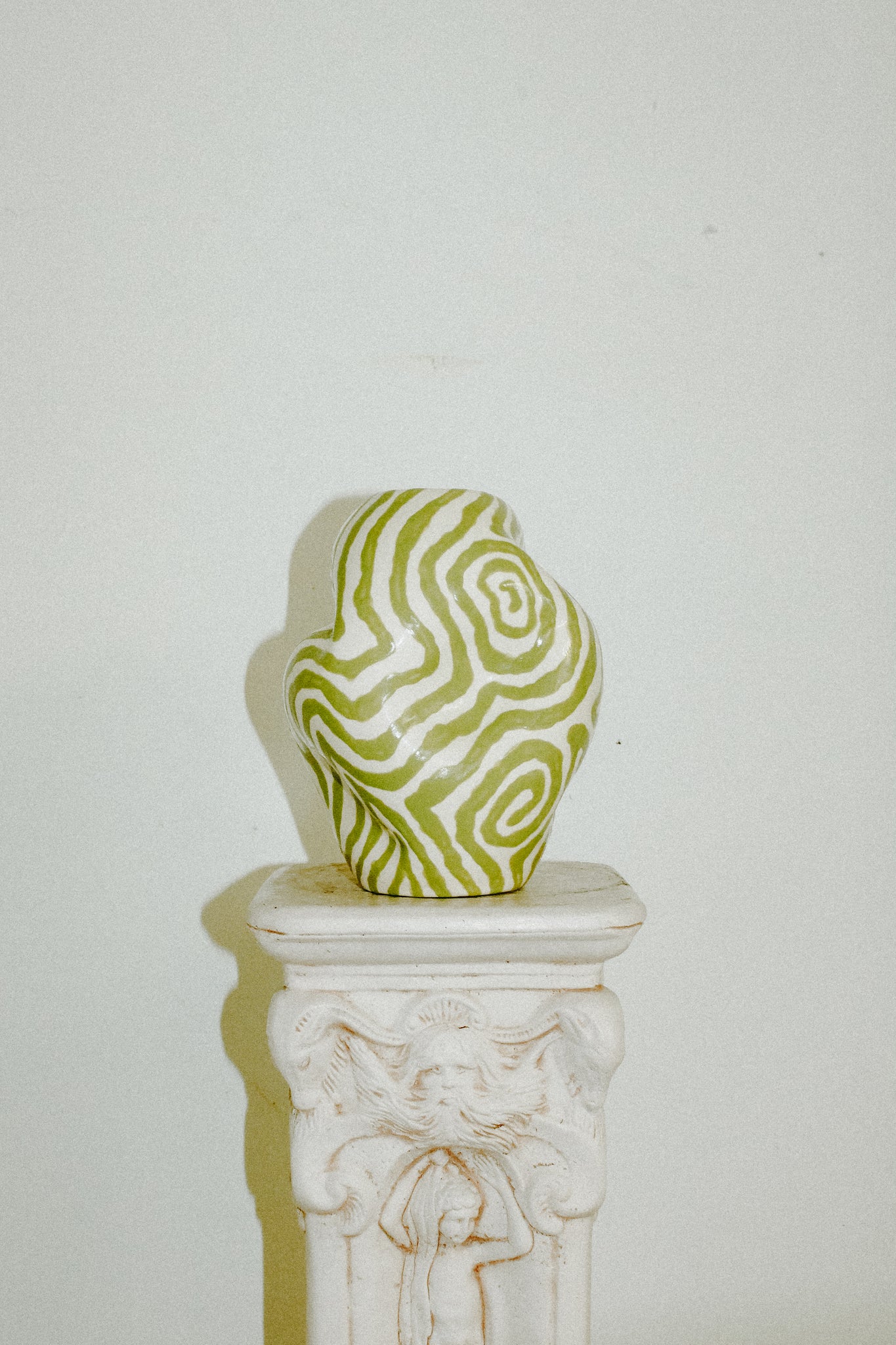 Degoey Planet x CUT Store Wavy Vase - Cut Green